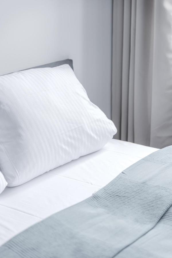Flats 4 You, Moderne City Wohnung Naehe Hbf, Due-Messe 20 Min, Netflix, Kueche Duisburg Ngoại thất bức ảnh