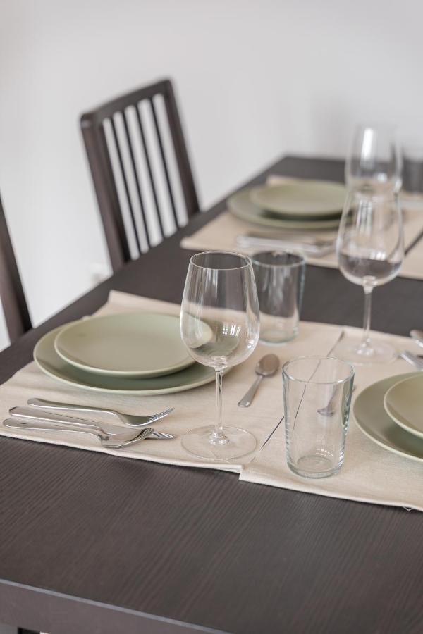 Flats 4 You, Moderne City Wohnung Naehe Hbf, Due-Messe 20 Min, Netflix, Kueche Duisburg Ngoại thất bức ảnh