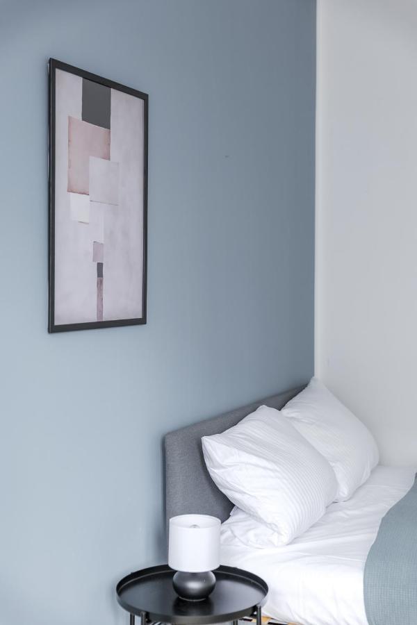 Flats 4 You, Moderne City Wohnung Naehe Hbf, Due-Messe 20 Min, Netflix, Kueche Duisburg Ngoại thất bức ảnh