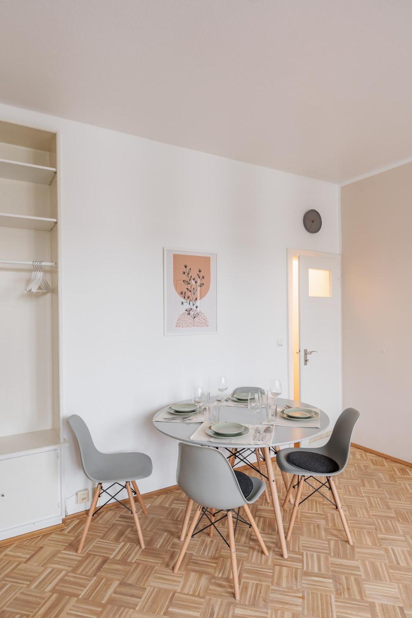 Flats 4 You, Moderne City Wohnung Naehe Hbf, Due-Messe 20 Min, Netflix, Kueche Duisburg Ngoại thất bức ảnh